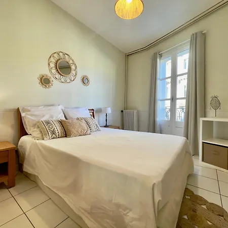 Appartement Sur Les Allees Paul Riquet Beziers Exterior photo